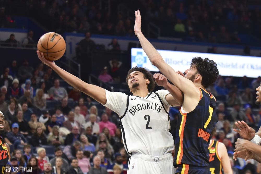 项运动中 项运动中