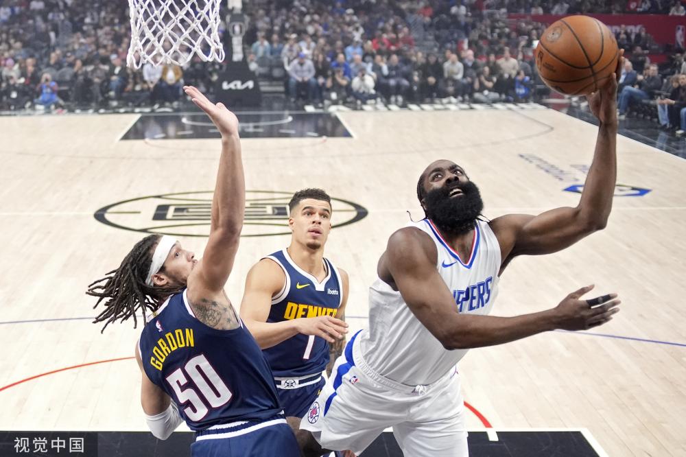 举重比赛更 举重比赛更